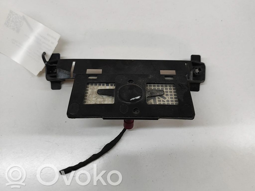 Audi e-tron Aerial GPS antenna 