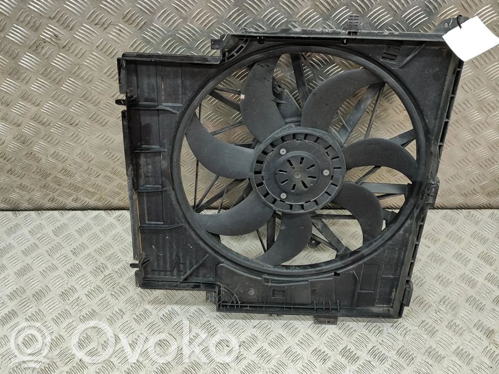 BMW X3 F25 Lüfterzarge