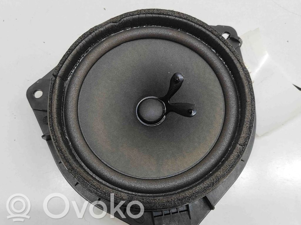 BYD Atto 3 Etuoven kaiutin 