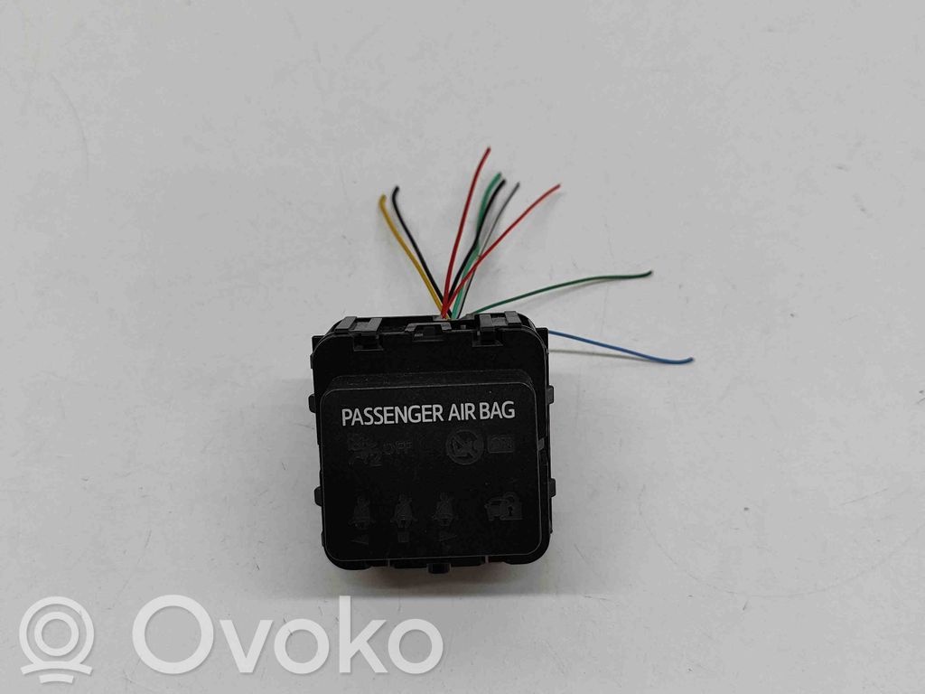 Toyota Auris E180 Interruptor de encendido/apagado del airbag de pasajero 