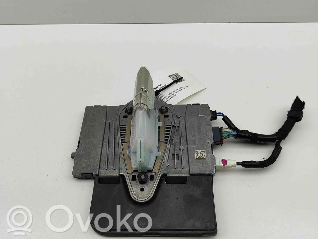 Opel Astra L Antena (GPS antena) 