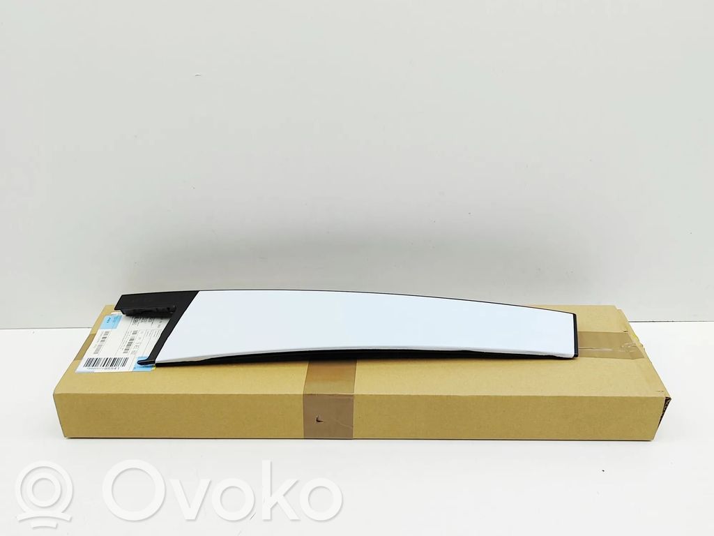 BMW X1 U11 Ornament geam ușă spate 
