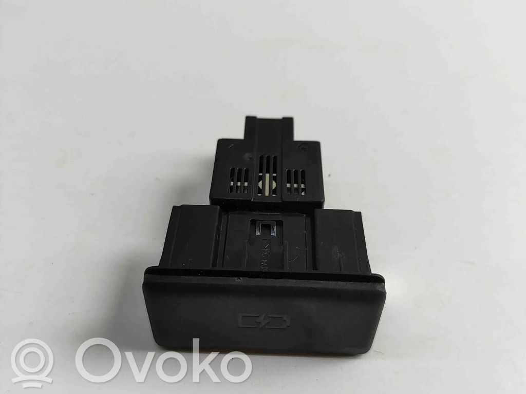 Volkswagen Multivan T7 Enchufe conector USB 