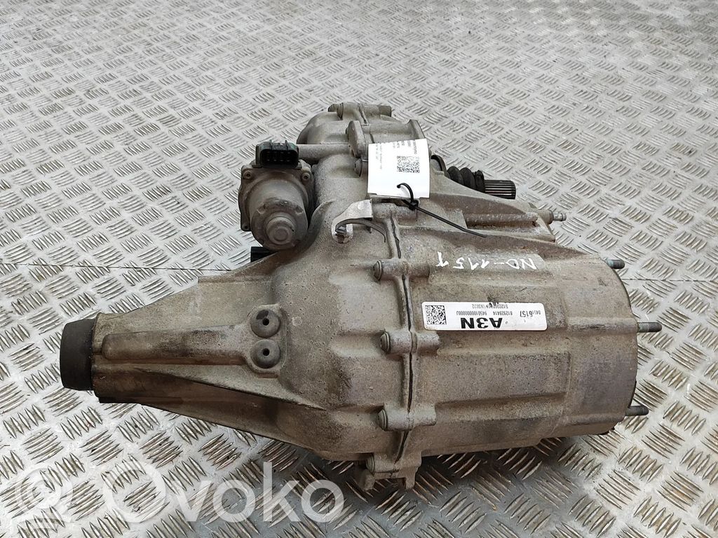Skrzynia rozdzielcza / Reduktor   812928414,84516157