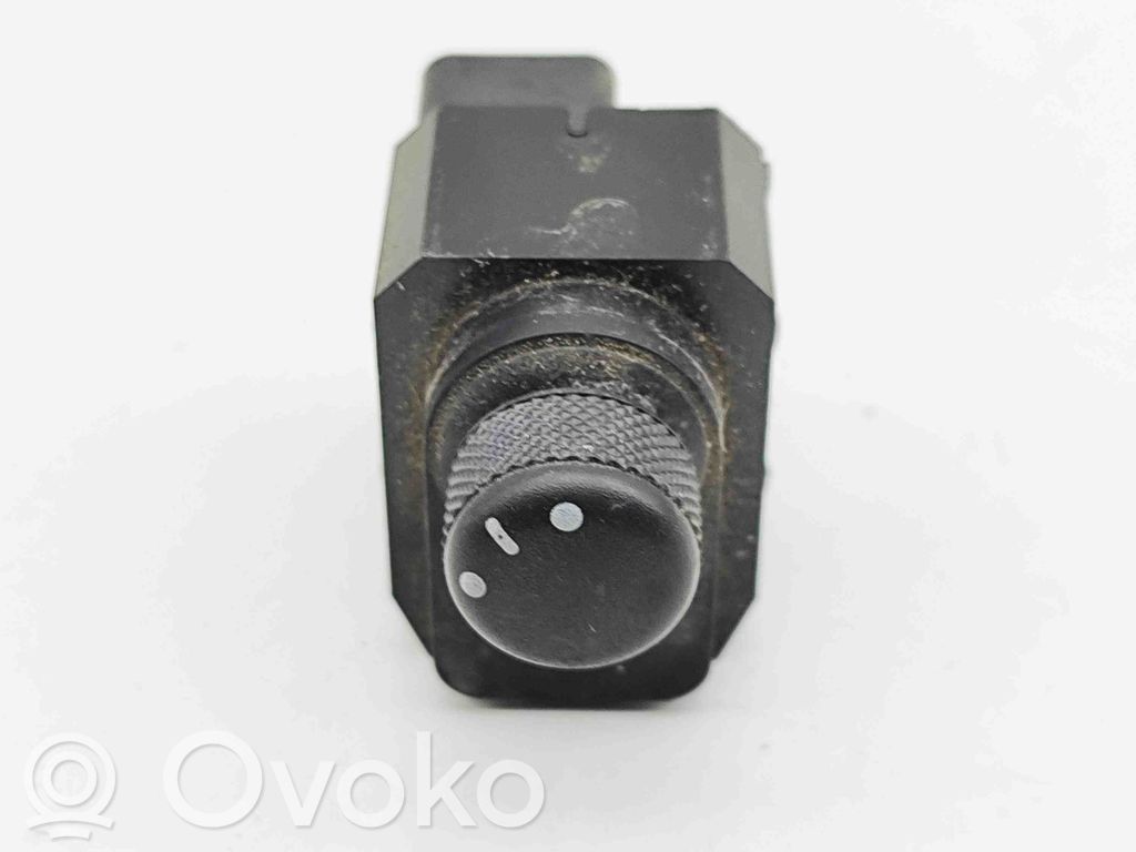 Suzuki Grand Vitara II Interruptor del espejo lateral 