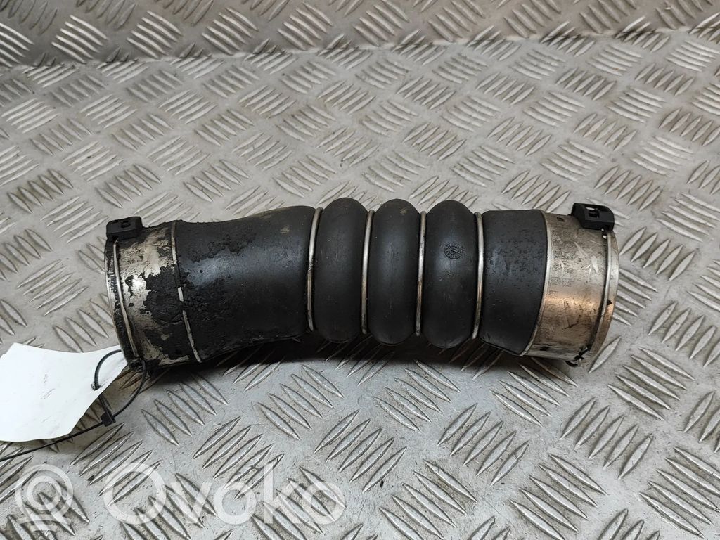 BMW 7 F01 F02 F03 F04 Furtun/conductă intercooler 