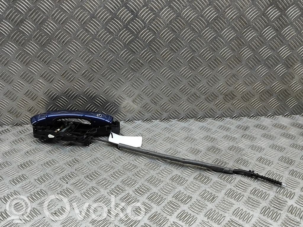 Volkswagen PASSAT B8 Manecilla externa puerta trasera 