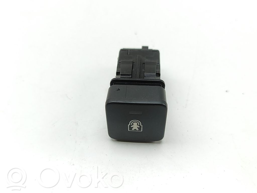 Central locking switch button   9801944177