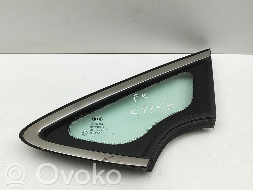 KIA Ceed Front triangle window/glass 