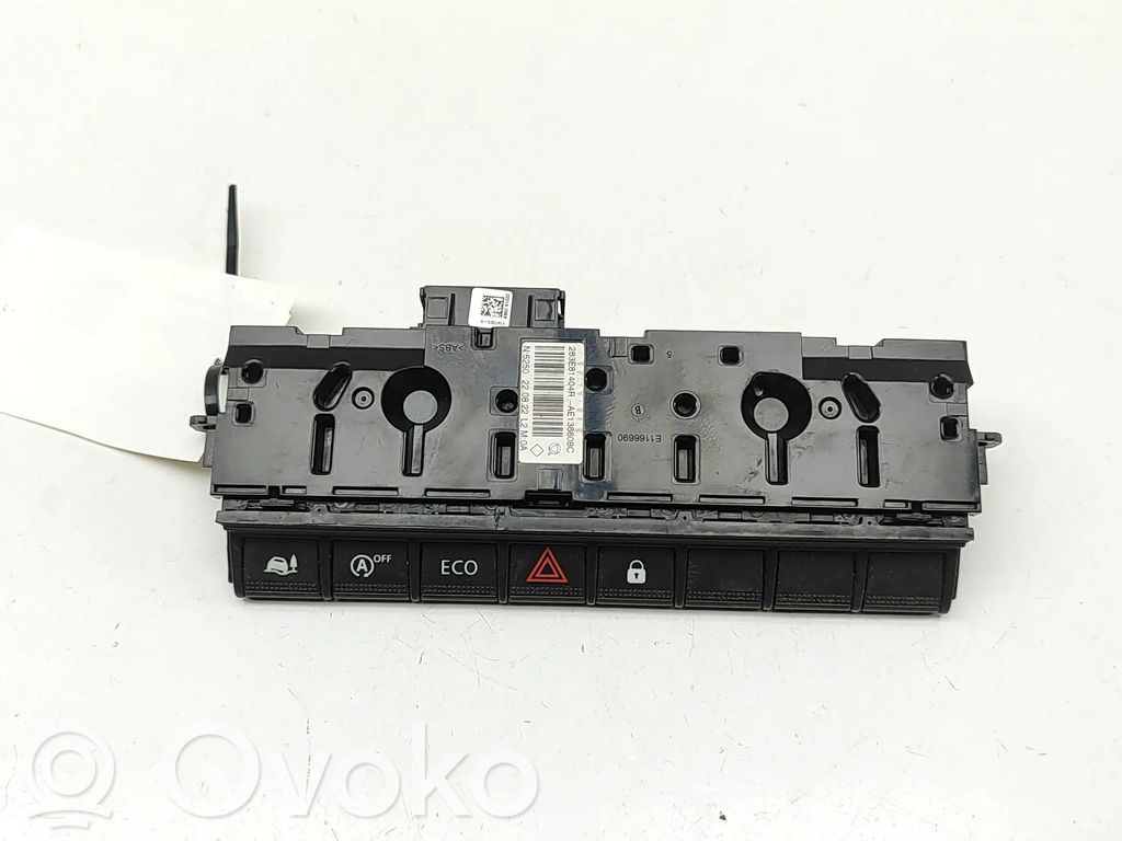 Renault Master III A set of switches 