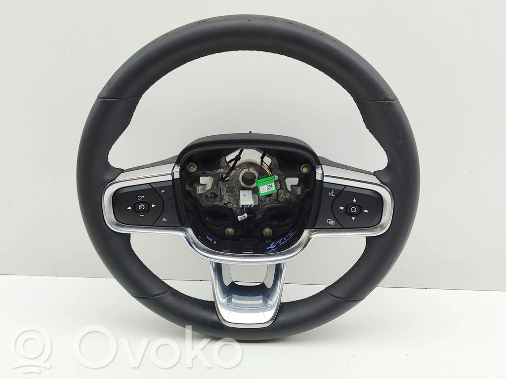Volvo XC40 Vairas 