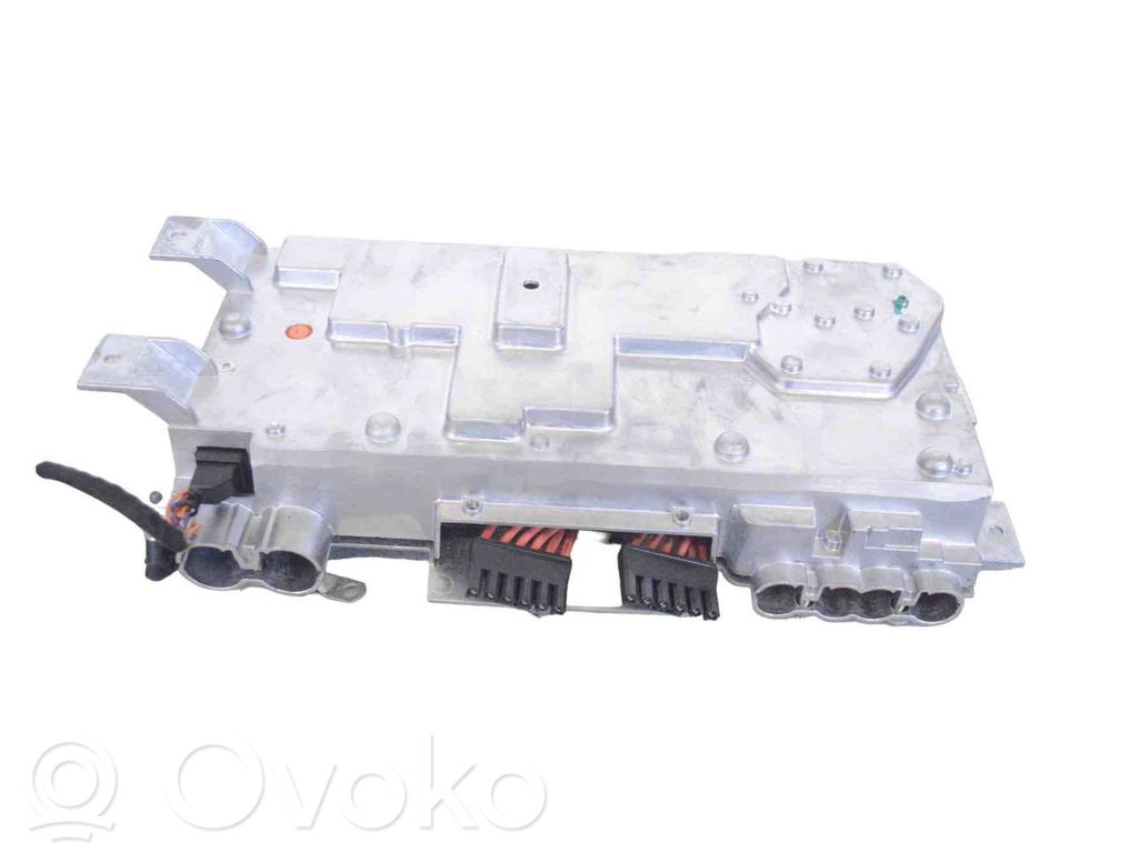 Inversor/convertidor de voltaje   102115400H,102022700C