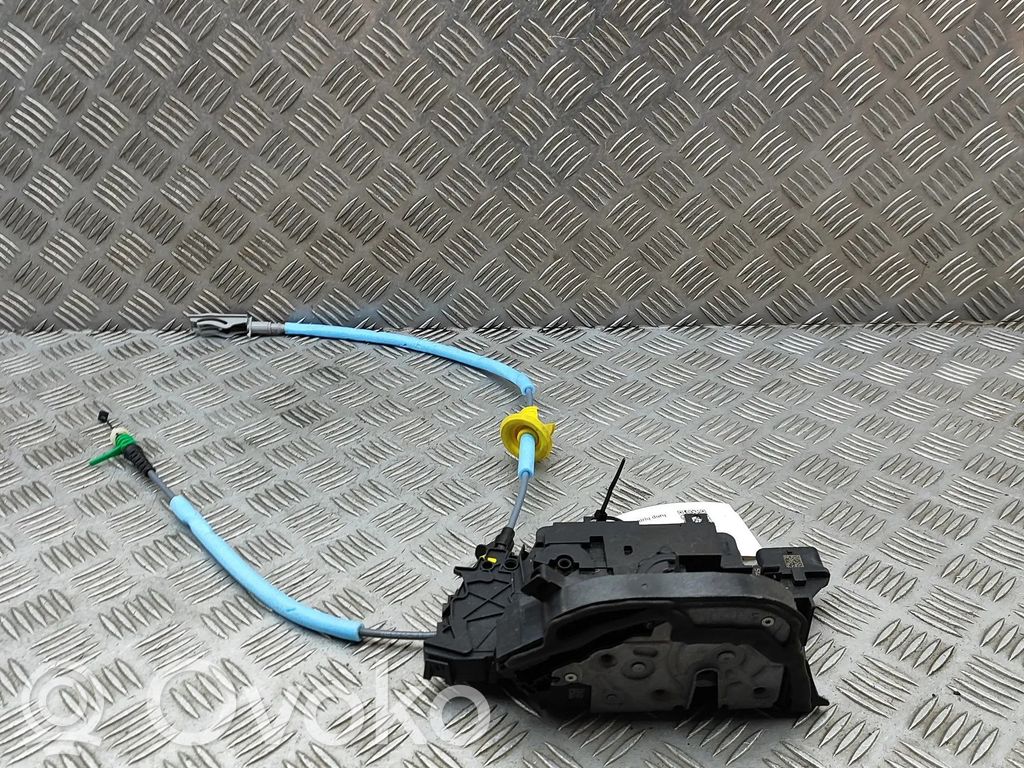 BMW iX Rear door lock 