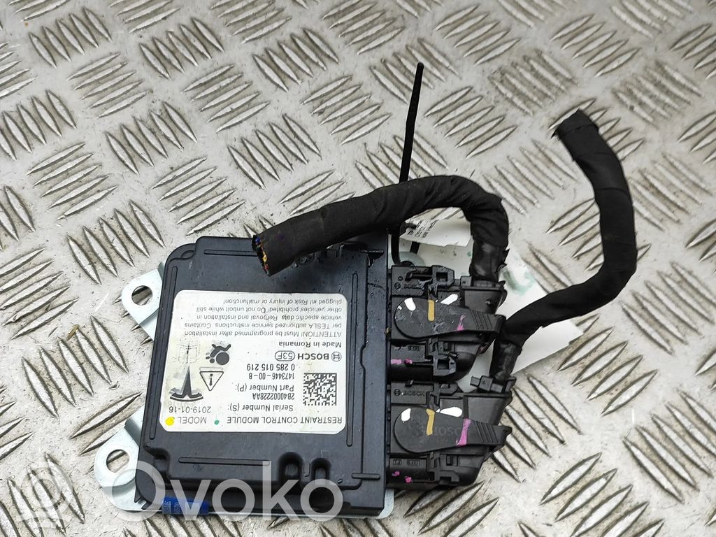 Tesla Model S Airbag control unit/module 