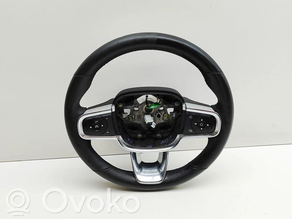 Volvo C40 Vairas 