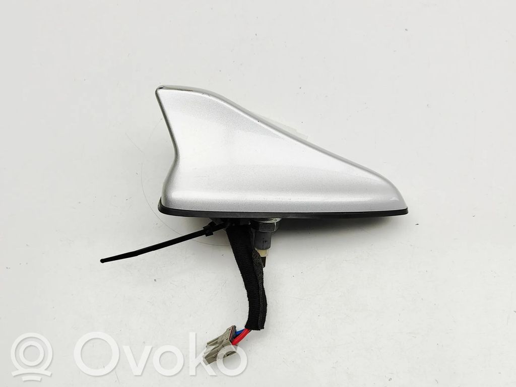 KIA Optima GPS-pystyantenni 