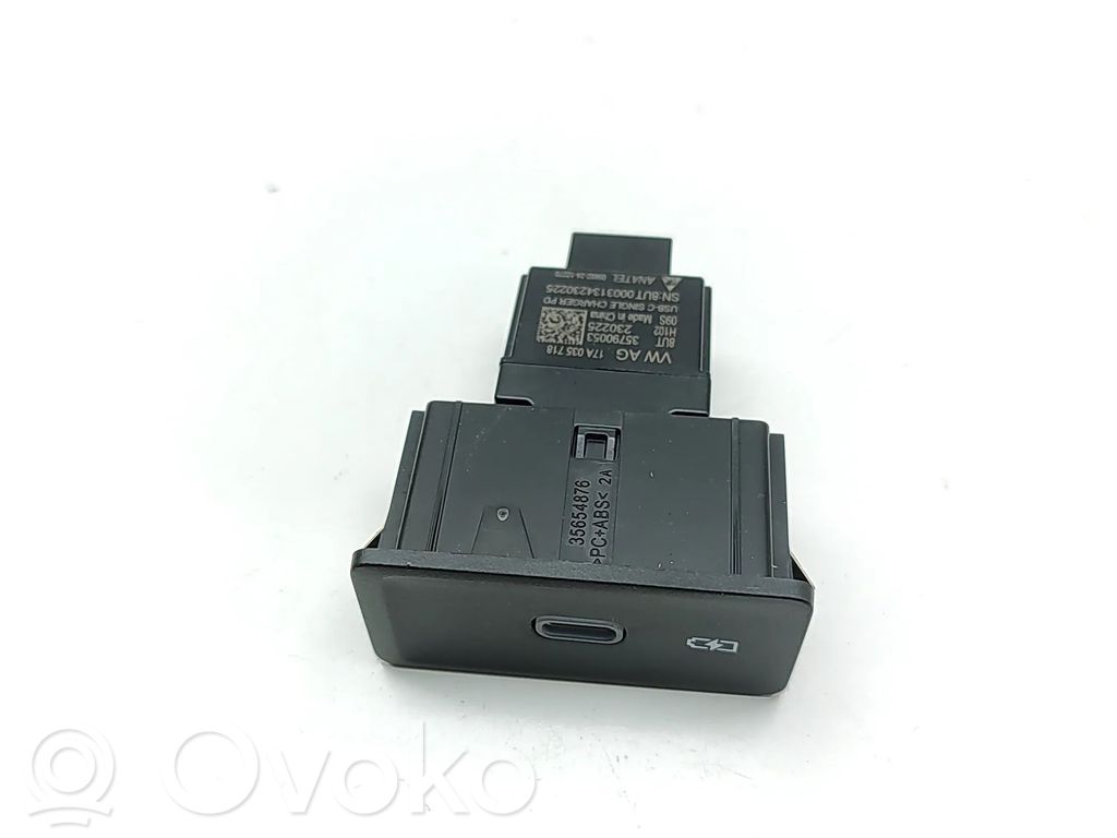 Volkswagen ID. Buzz Enchufe conector USB 