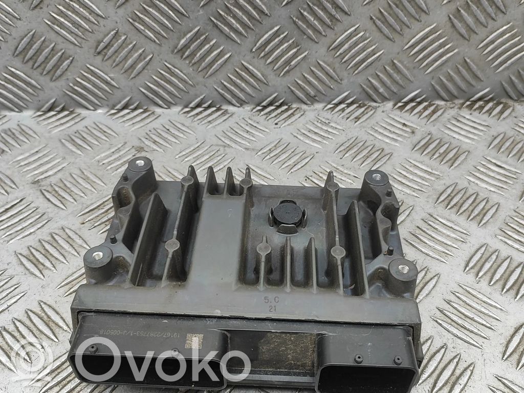 Toyota RAV 4 (XA50) Sterownik / Moduł ECU 