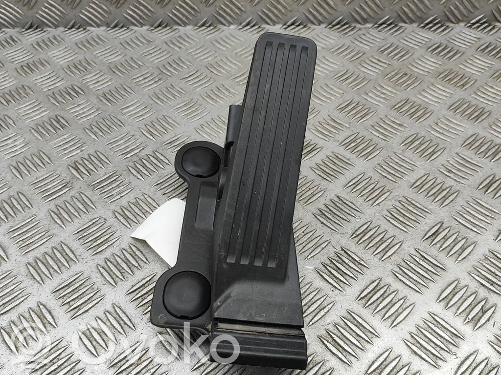 Mazda 3 Accelerator throttle pedal 