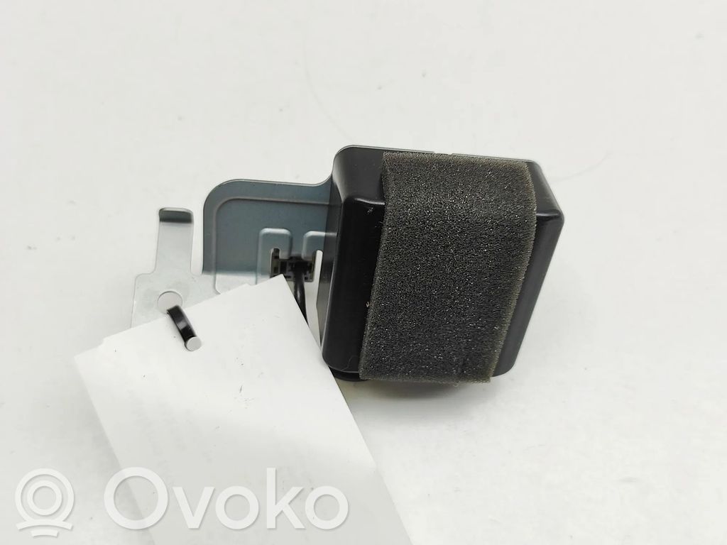 Mazda 3 Antenos stiprintuvas 