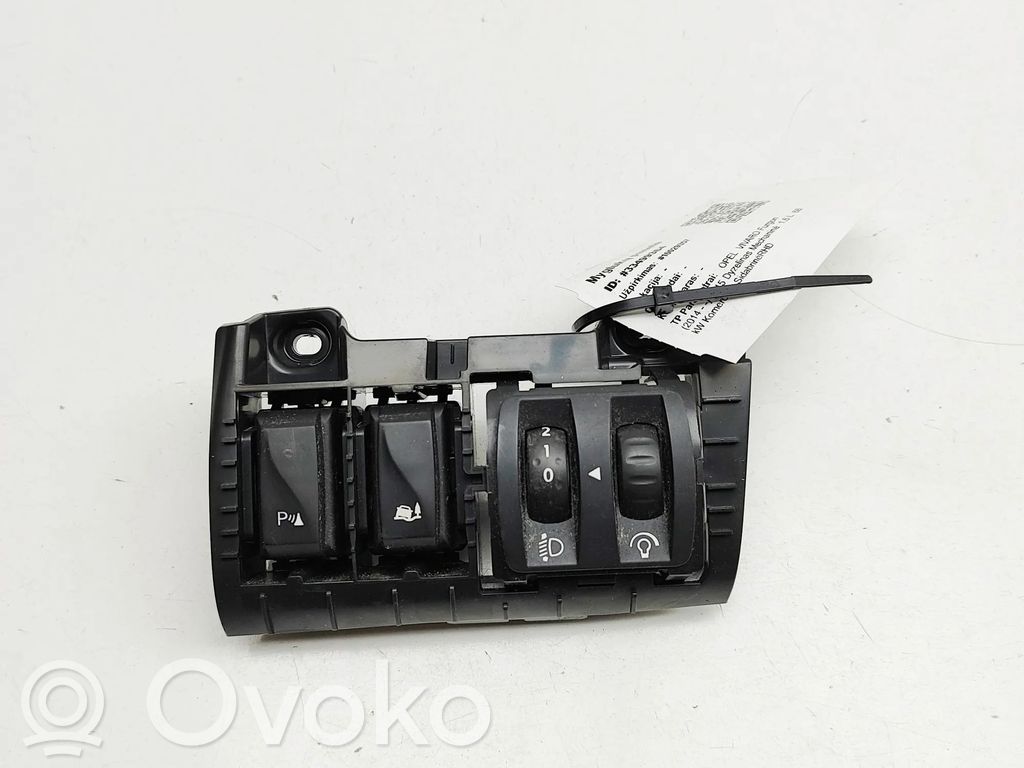 Opel Vivaro Un conjunto de interruptores 
