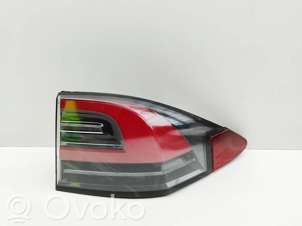 Tesla Model X Takavalot 