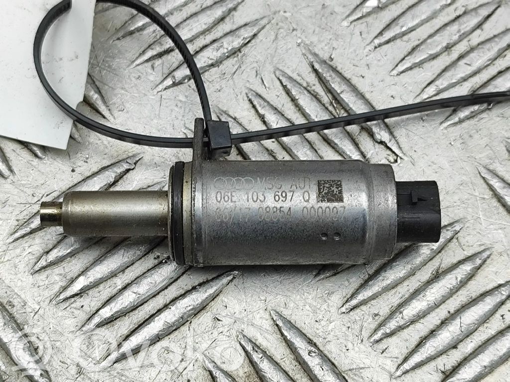 Electroválvula del turbo   06E103697Q