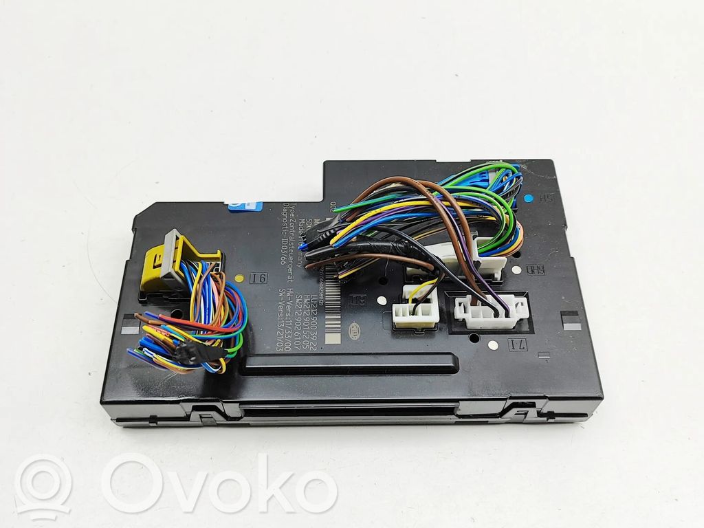 Mercedes-Benz E C207 W207 Modul de control caroserie central 