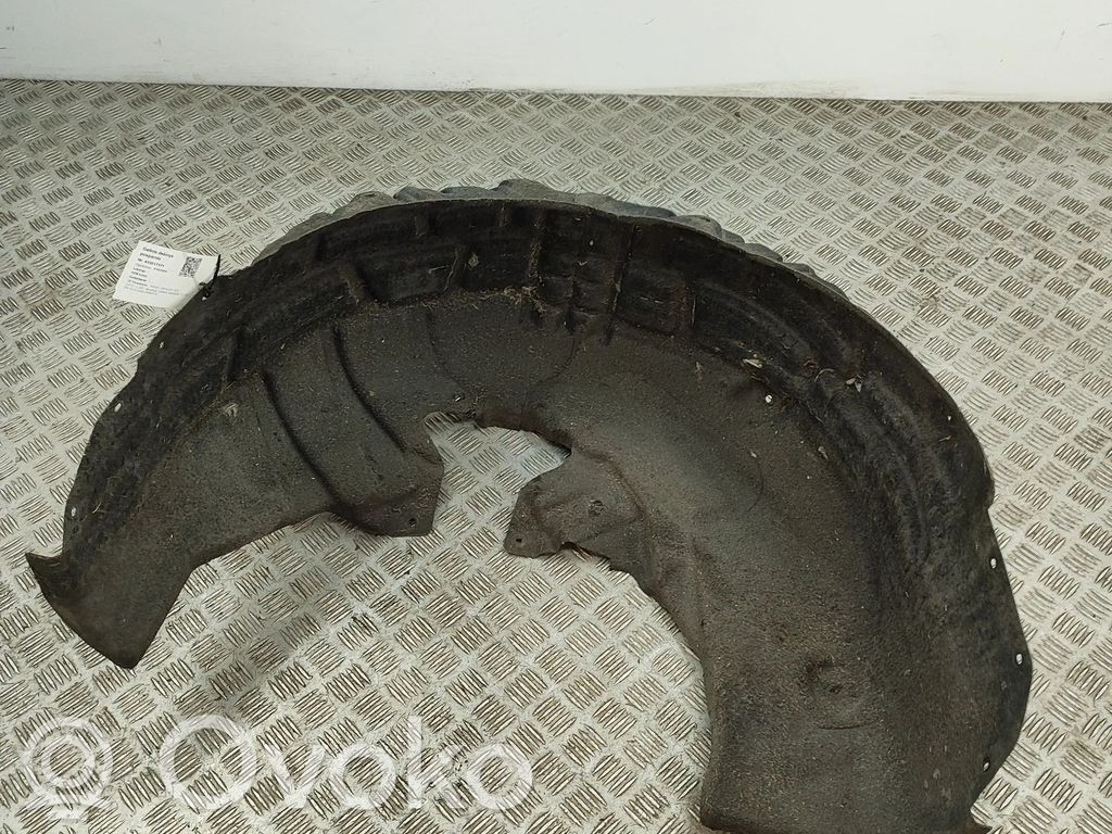 Volvo V60 Nadkole tylne 