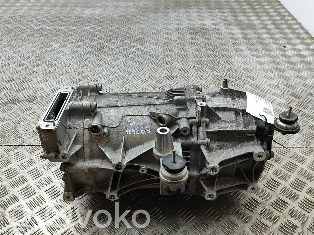 Porsche Taycan 9J1 Двигатель 
