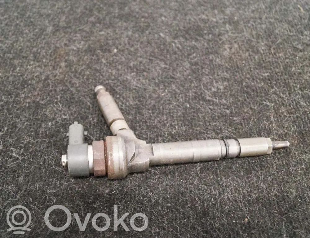 Opel Astra J Inyector de combustible 