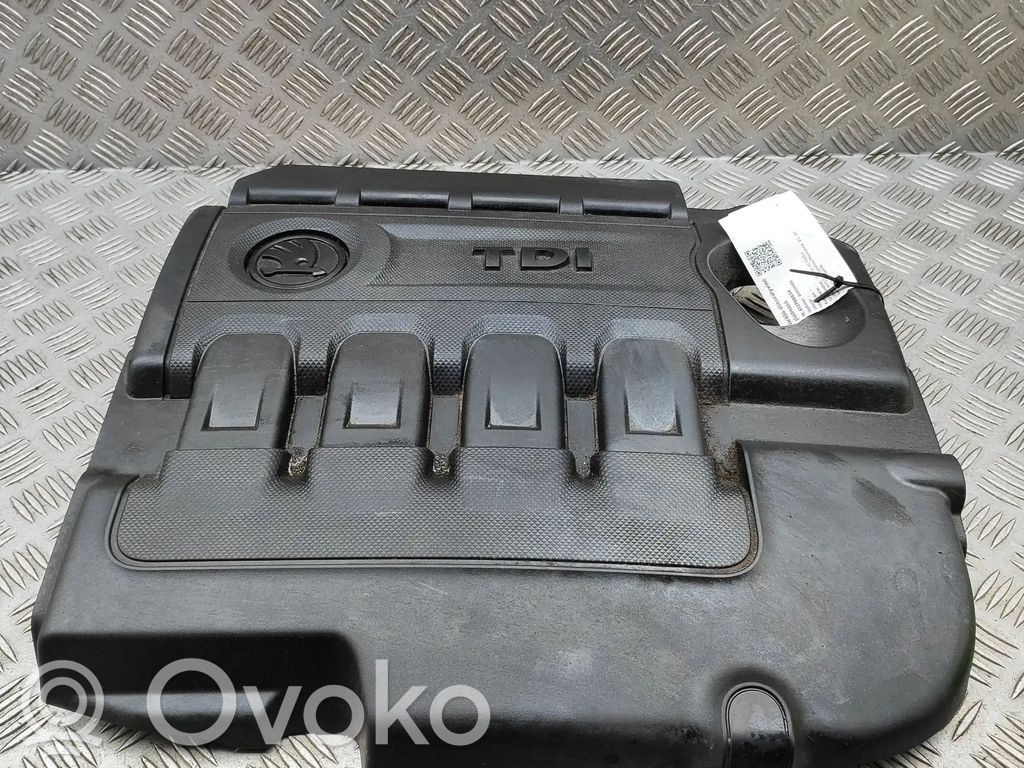 Osłona górna silnika   0113628C,04L103925T