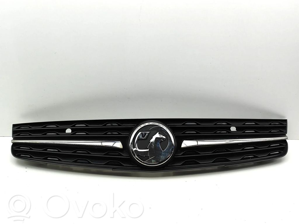 Opel Vivaro Rejilla delantera 