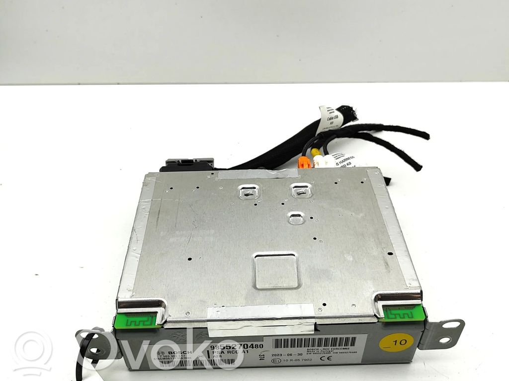 Opel Vivaro Panel / Radioodtwarzacz CD/DVD/GPS 