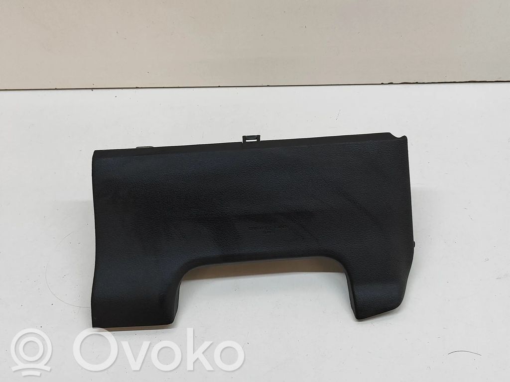 Toyota Auris E180 Polviturvatyyny
