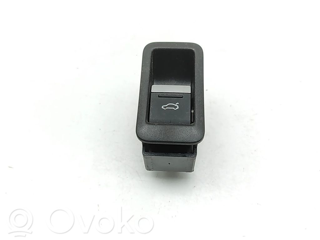 Audi Q4 e-tron Tailgate/boot open switch button 