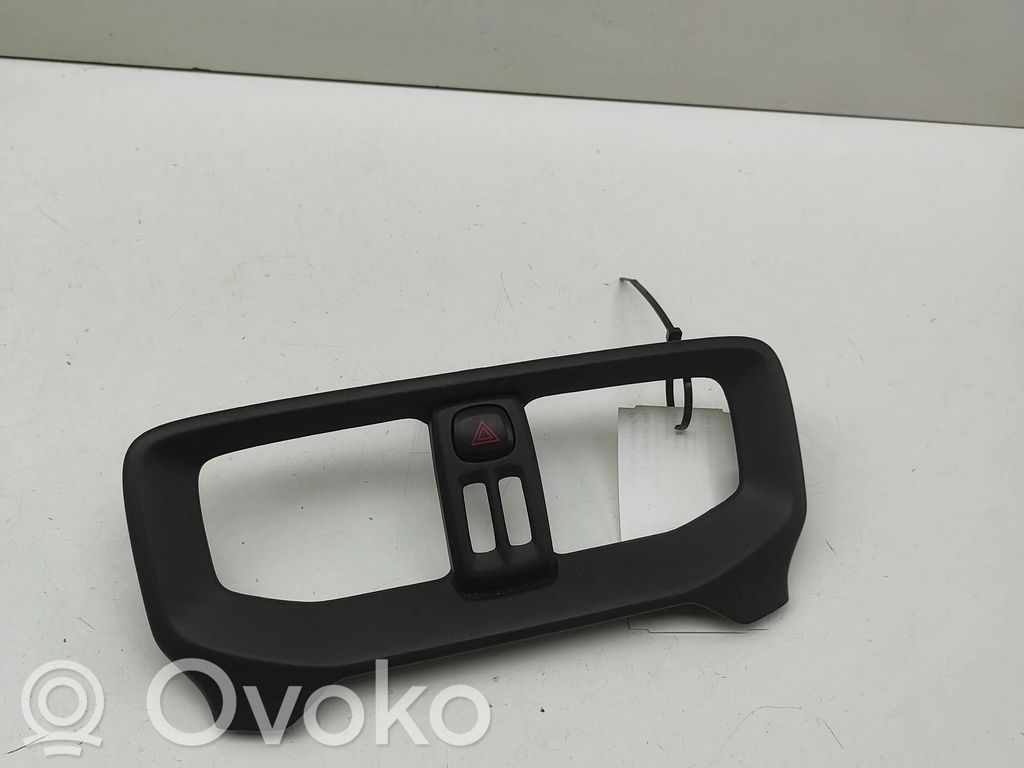 Volvo V40 Cross country Ramă ornament torpedou bord 