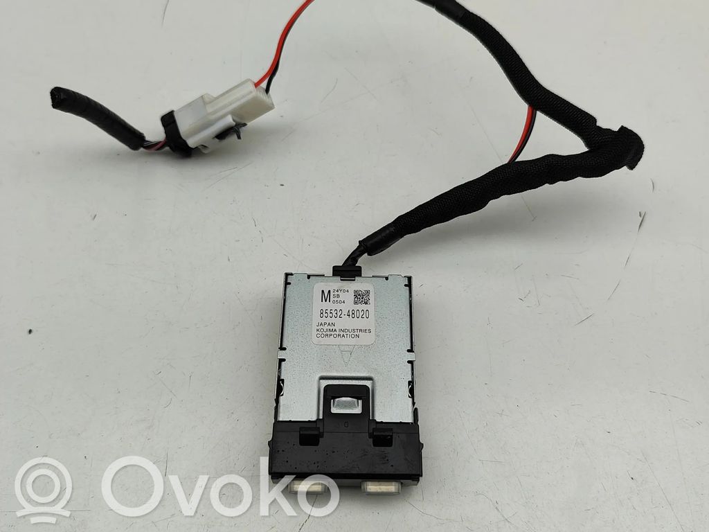 Lexus RZ Enchufe conector USB 