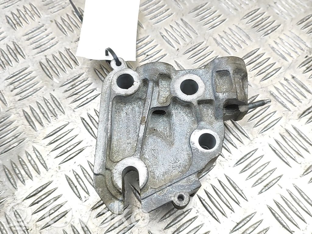 Ford Kuga I Engine mounting bracket 
