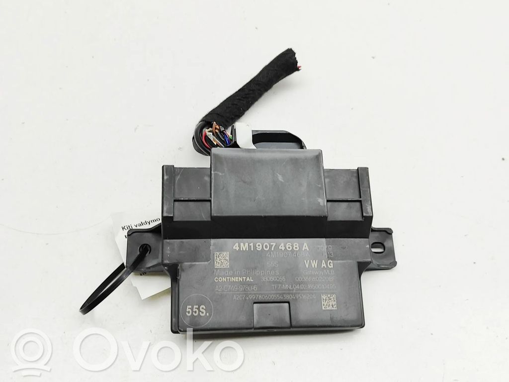 Audi Q7 4M Gateway control module 