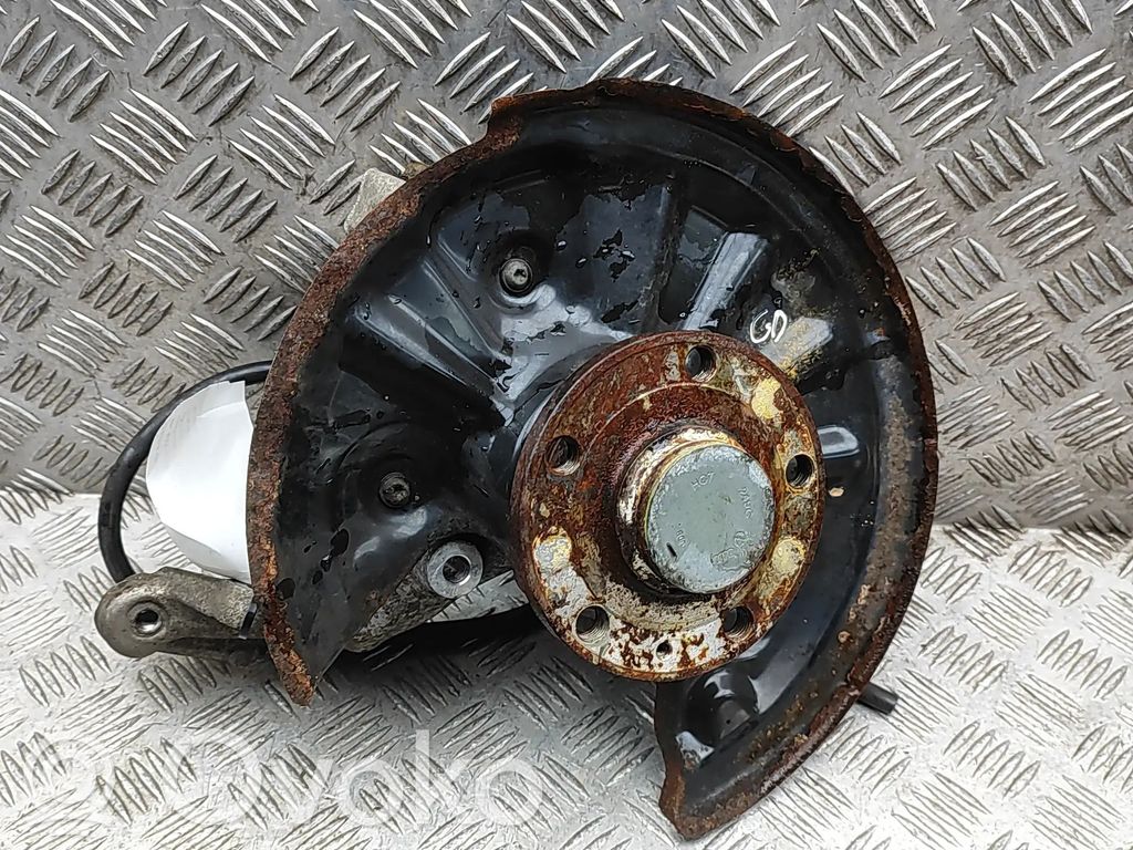 Skoda Superb B8 (3V) Cubo de rueda trasera