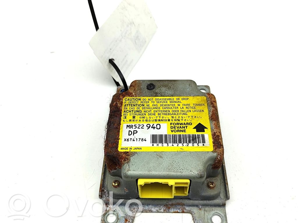Mitsubishi L200 Unidad de control/módulo del Airbag 