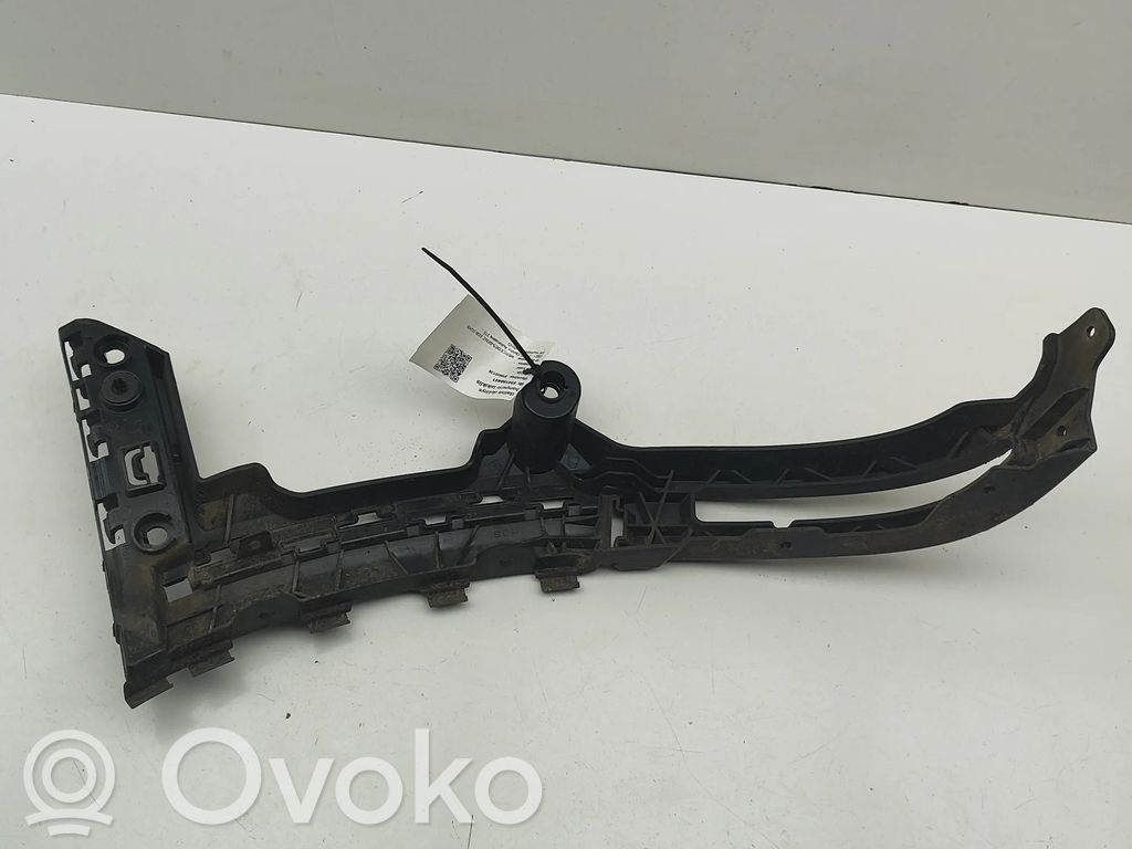 Mercedes-Benz EQB Staffa di rinforzo montaggio del paraurti posteriore