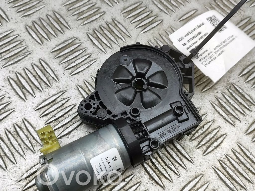 Mercedes-Benz CLA C117 X117 W117 Motor/actuator trapă 