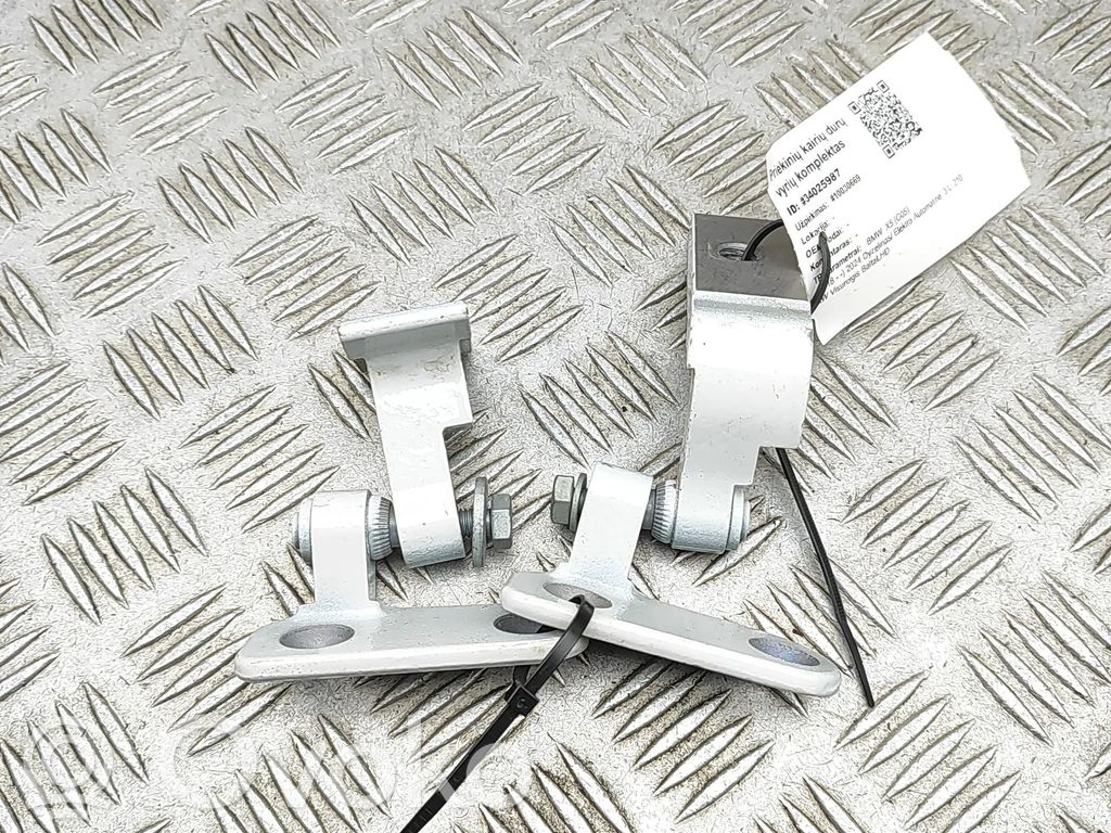 BMW X5 G05 Set di cerniere portiera anteriore 