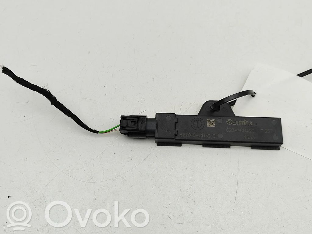 Antenne système sans clé   5A1D0B2,023AA00420