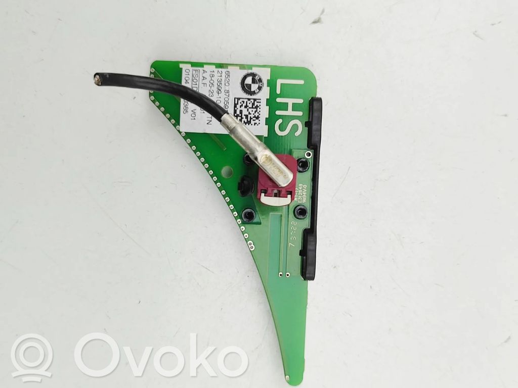 BMW XM Antenos stiprintuvas 