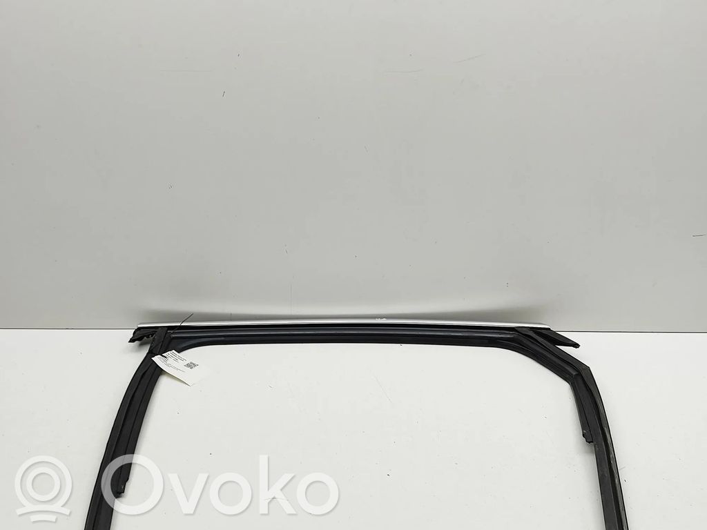 Listwa / Uszczelka szyby drzwi tylnych   4KE839431,4K4839431