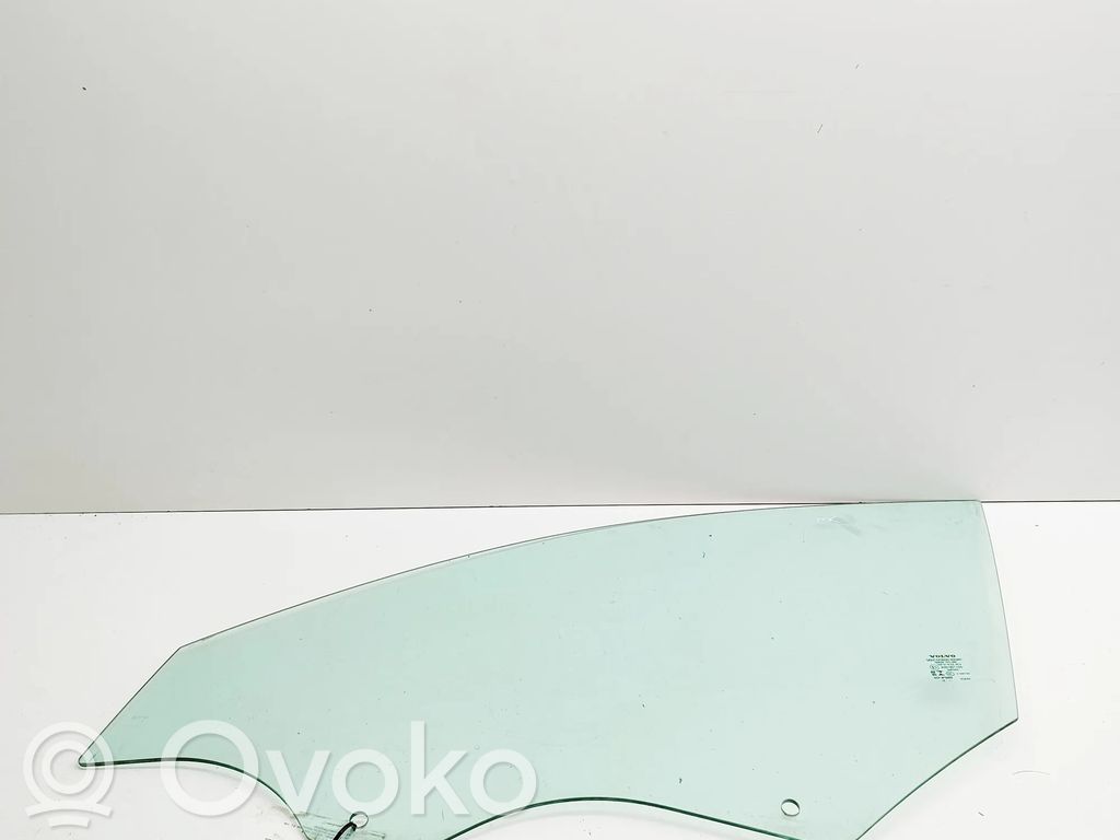 Volvo S90, V90 Szyba drzwi przednich 