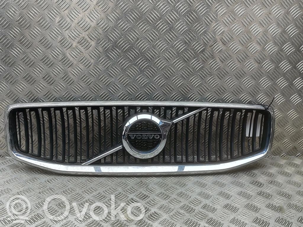 Atrapa chłodnicy / Grill   32365392